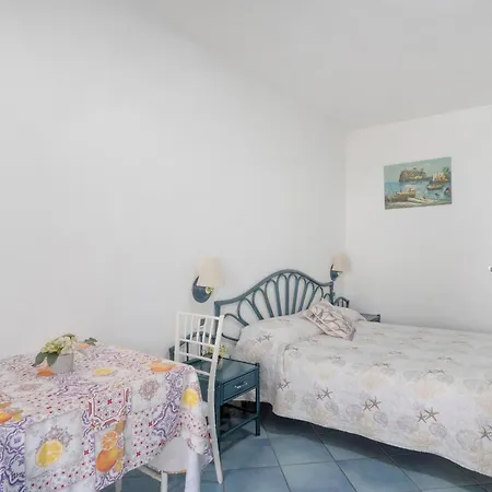 Al Mare Famiglia Calise Holiday home Ischia